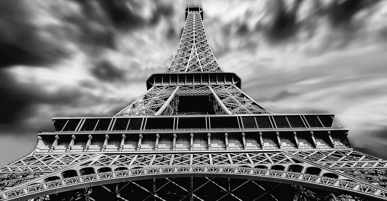 La Tour Eiffel de Paris La Tour Eiffel de Paris